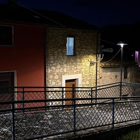 La Dimora Dell'Arco Appartement Pico Buitenkant foto