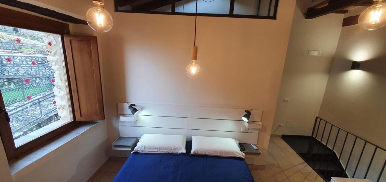 La Dimora Dell'Arco Appartement Pico Buitenkant foto